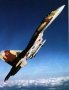Avec ses deux gros moteurs, le Su-35 est l'un des rares appareils  avoir un rapport poids pousse suprieur  un